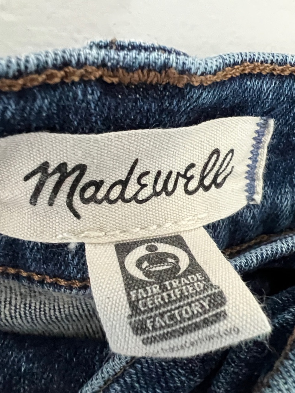 Madewell | Mid-Rise Kick Out Denim Jeans Indigo DM7708 Size 32 - Picture 3 of 16